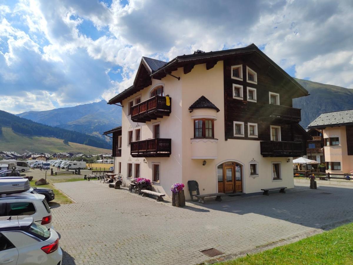 Family House Amalia Myholidaylivigno Exterior photo